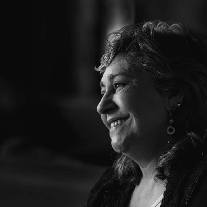 CaminoIndio's tweet photo. Noemí Cristina Laspiur, más conocida como #LaMoro, mujer de Mario Teruel y madre de Álvaro (cantante de Los Nocheros), Augusto, Jimena y Lautaro, falleció a los 58 años por complicaciones en su estado de salud tras dos aneurismas.
https://t.co/GPZ6xenCfk https://t.co/tmQVIHrtTU