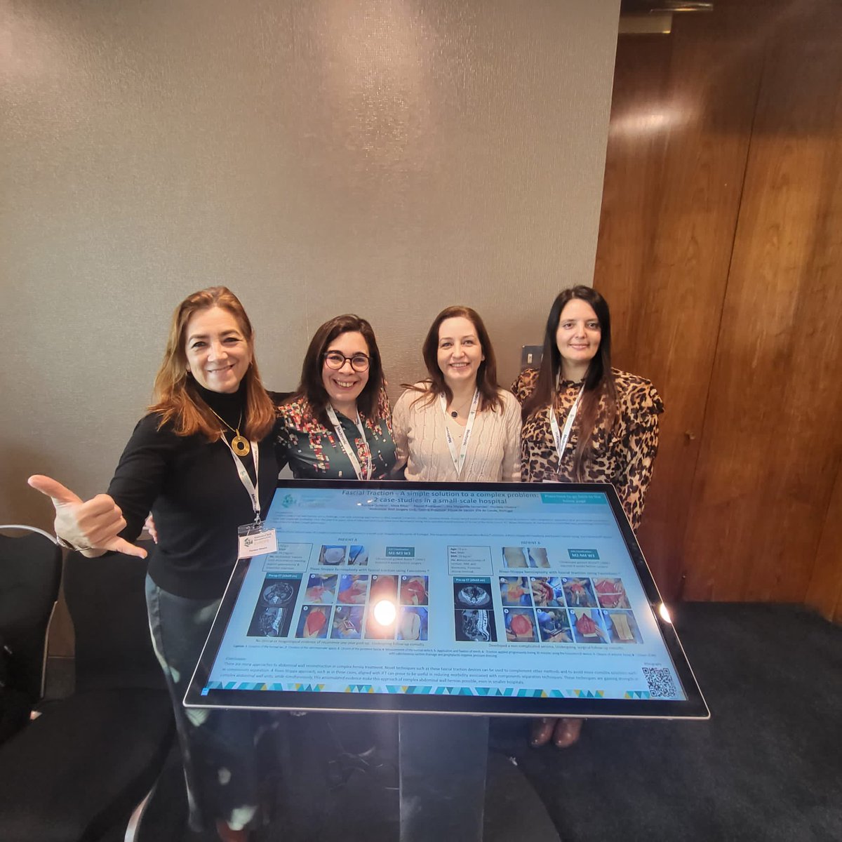 And the best poster in AWRE2023 goes to… Adriana África Quiterio and the Abdominal Wall Surgery Unit from Centro Hospitalar Povoa de Varzim - Vila do Conde!!

#herniasurgery #HerniaFriends #iamehs #chpvvc #awre2023