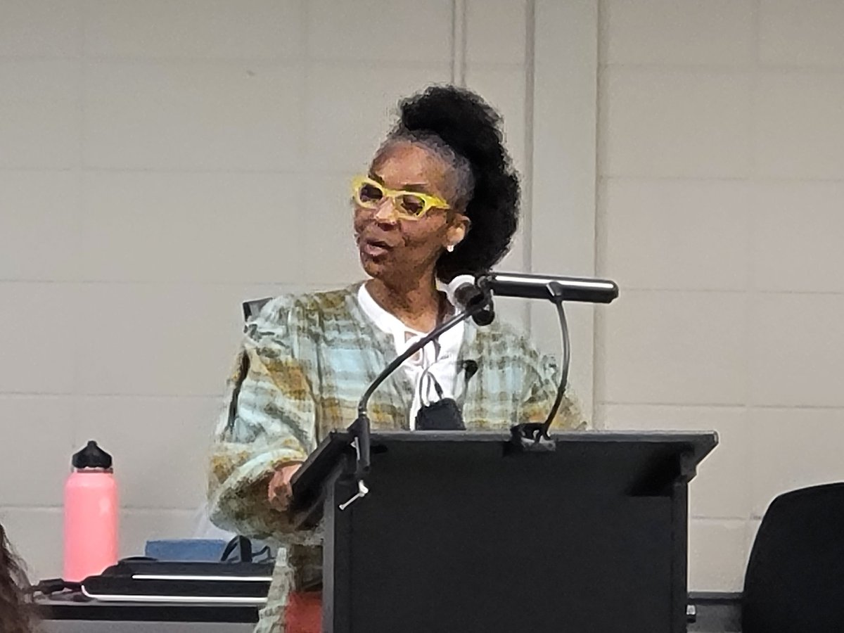 lmsbarnett's tweet image. The fabulous Alice Faye Duncan speaking at @ASLAlib Annual Conference! #allibraries #asla2023 @HSVk12