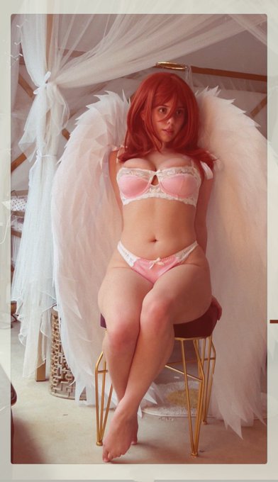 Gave the Angel Devil fat t*ts cuz I think he deserves to have them https://t.co/0BmwhWc7zQ