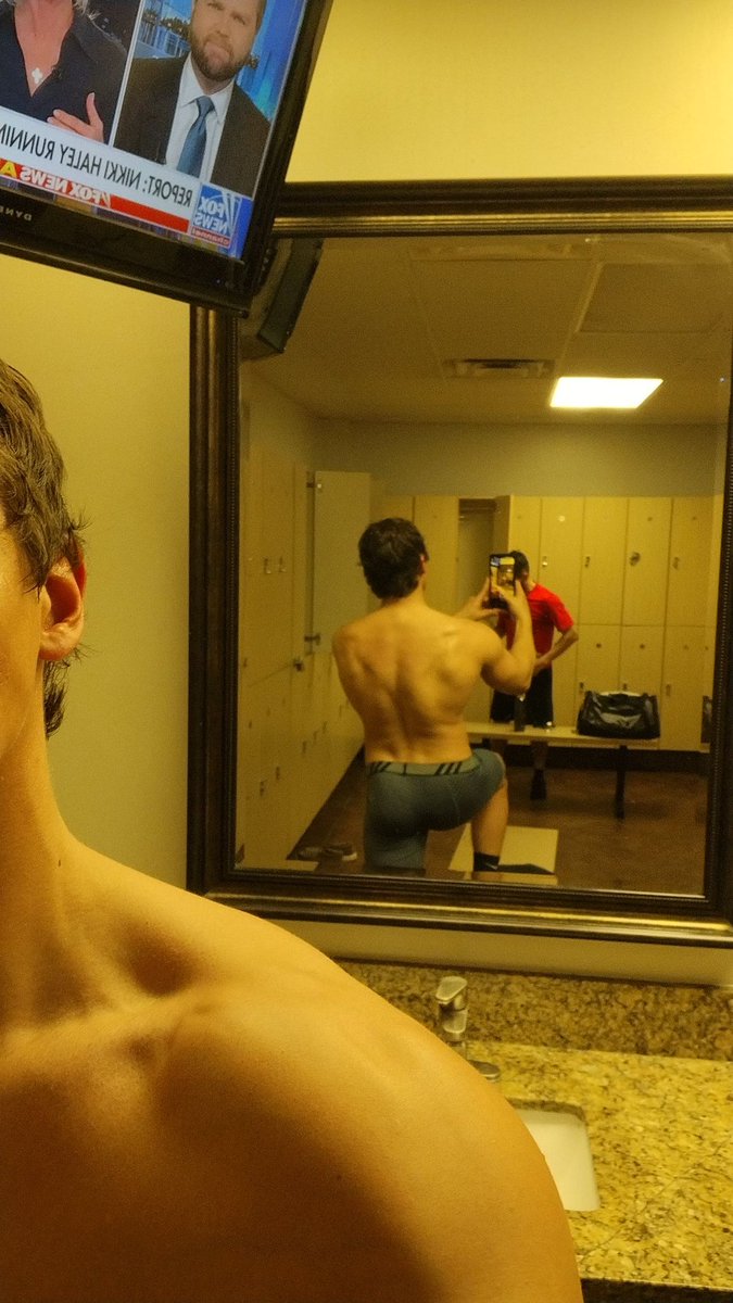 beefypecs's tweet photo. Get your face in there https://t.co/nzGkySRbtl