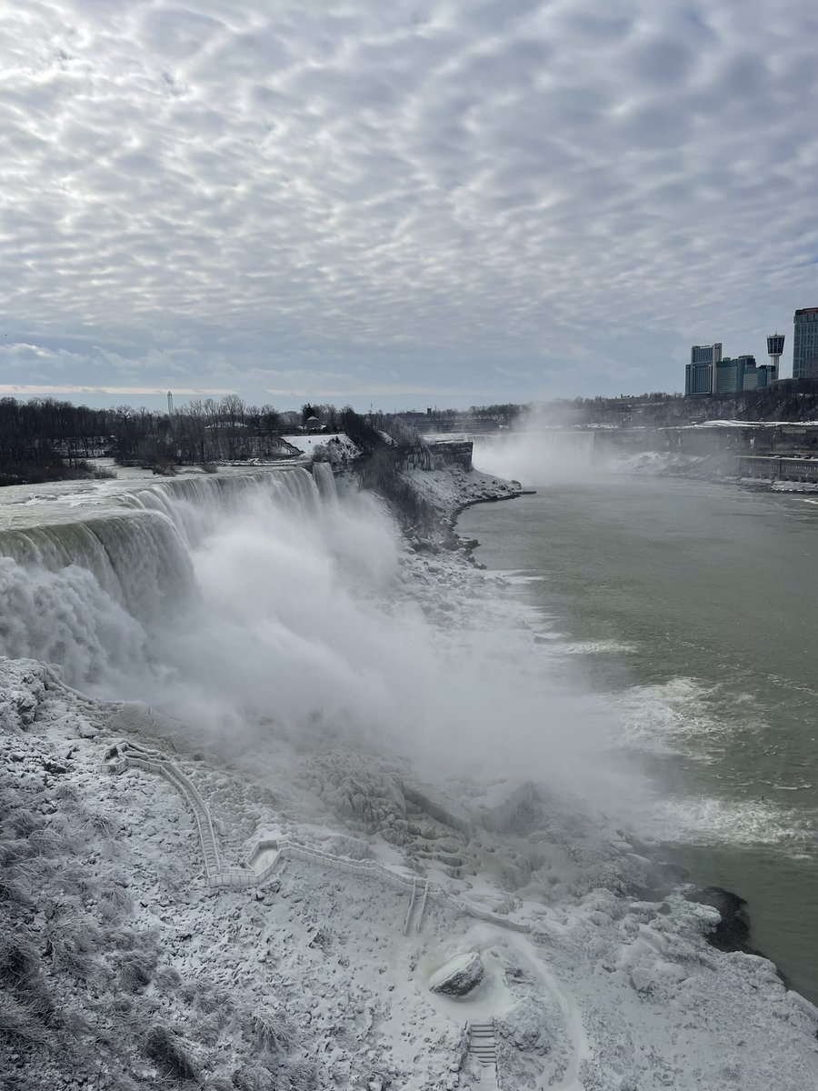 There’s ‘snow’ place like <a href="/NiagaraFallsUSA/">Niagara Falls USA</a> in the Winter!  ❄️ 

#NiagaraFalls #WinterWonderland #mustsee