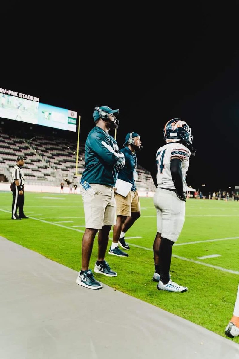 Homestead defensive backs coach George Callender promoted to defensive coordinator