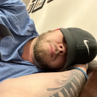 logansteve25's tweet photo. #NewProfilePic https://t.co/PQZpqqhH7u