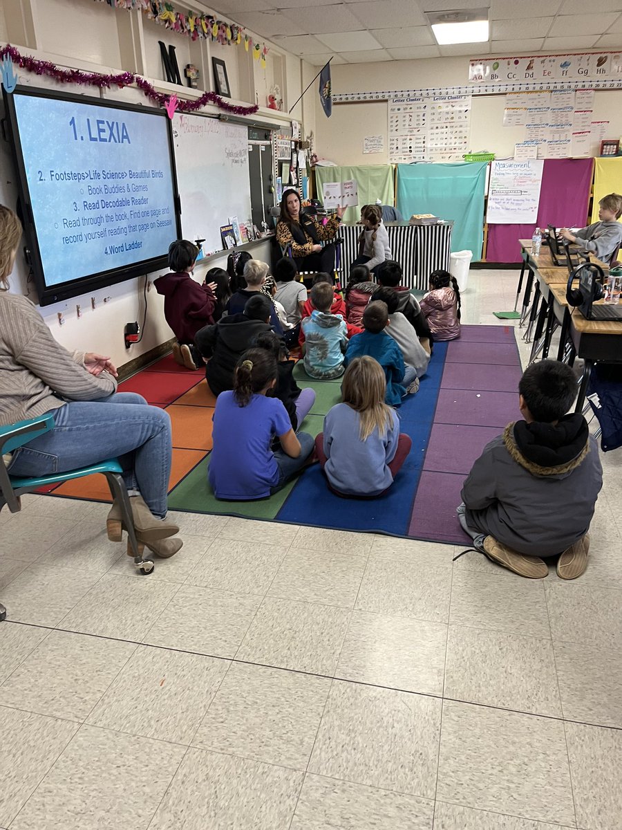 MsKGifford's tweet photo. Read Across America day yesterday was celebrated by special readers! @aprilminer20 gifted us all with the Book Potato Pants after reading it to us! #swelem #cpsred #ReadAcrossAmerica https://t.co/Xw3hv1ocTM