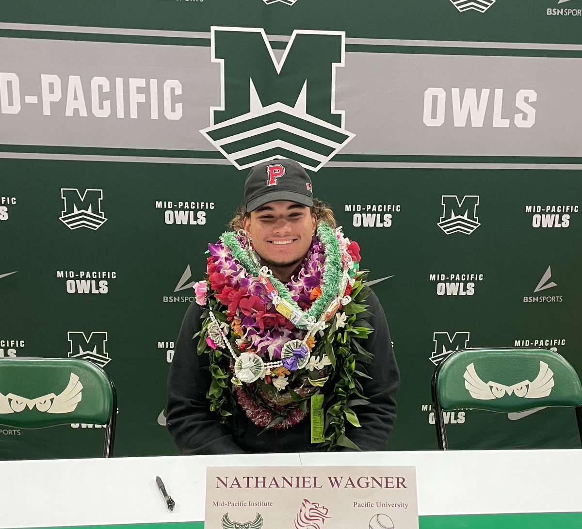 signed! <a href="/BoxersBaseball/">Pacific University Baseball</a> <a href="/BrianTBillings/">Brian Billings</a> <a href="/CoachKrout/">Ryan Krout</a>