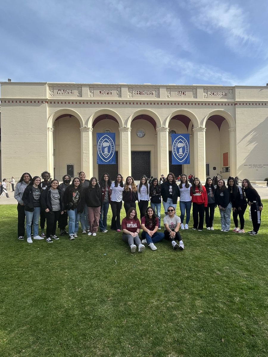 Colts at the “Girls Got Game” conference today at the Claremont Colleges! Thank you <a href="/myFCADA/">Foothill Citrus Athletic Director Association</a> <a href="/CMCnews/">Claremont McKenna College</a> <a href="/pomonacollege/">Pomona College</a> for hosting an inspirational event! <a href="/CovinaColts/">Covina High School</a> ⚽️🏀🥎🎾🏐🏃🏽‍♀️🏊🏼‍♀️🤼‍♀️