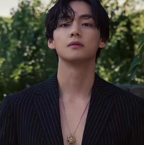 tallik's tweet photo. un au #kooktae donde 

jk es iron man y se encuentra con th, alguien que acabaría siendo su enemigo
o donde th odia a jk por ser perfecto en todo y quiere acabar con él https://t.co/uTbHoaXkSI