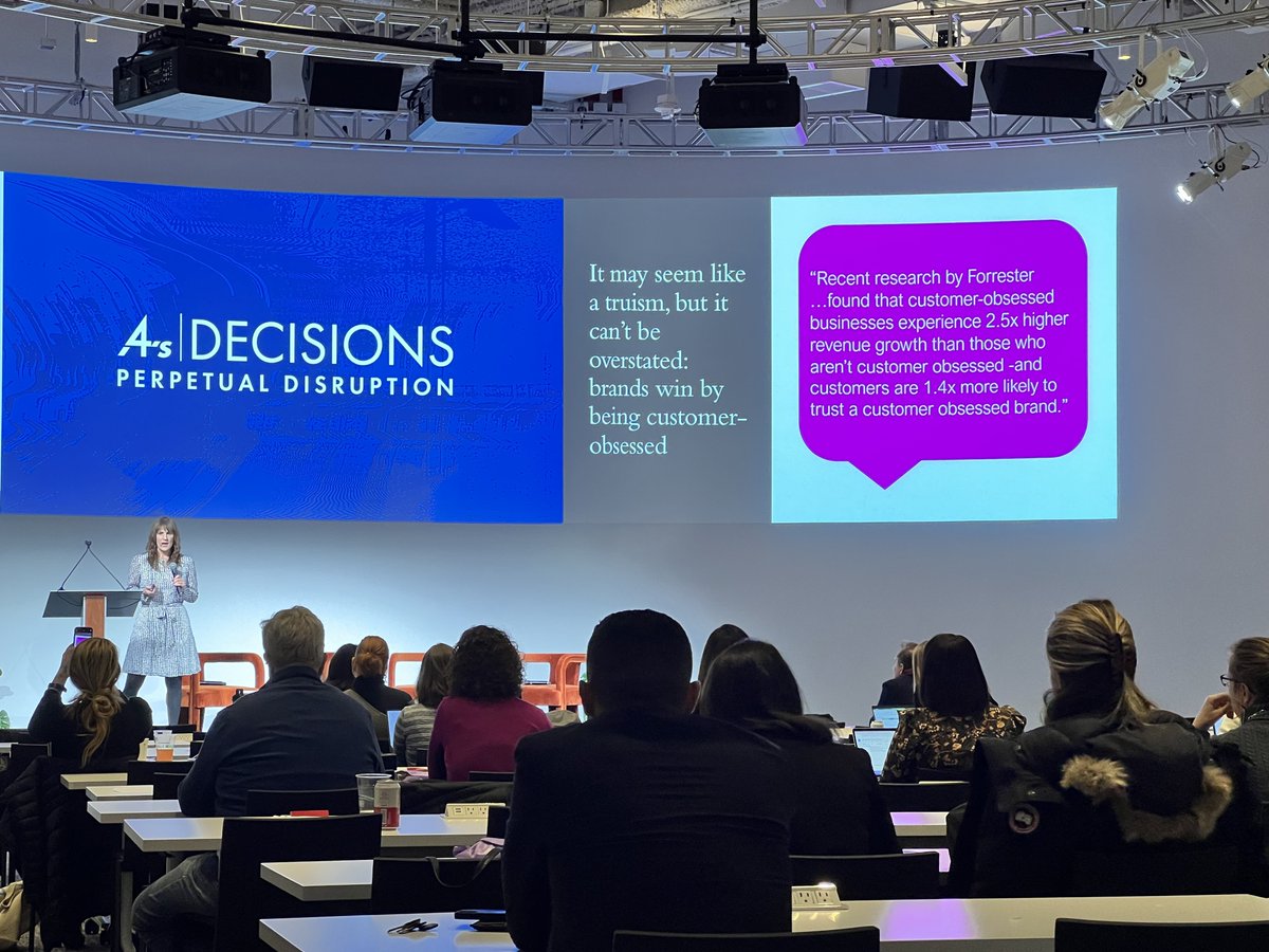 According to @forrester customer-obsessed businesses experience 2.5x higher revenue growth than those who aren't customer obsessed, however only 10% of brands are actually customer obsessed. #4AsDecisions