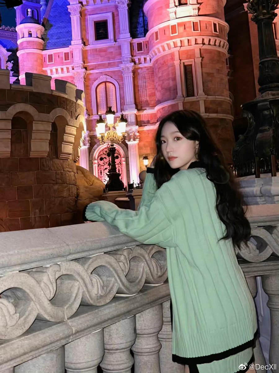 xllarchive's tweet photo. 230121 🌸 Weibo Update 

“Häppy 2023 🐰” 

#GNZ48 #xieleilei #谢蕾蕾 https://t.co/W6UBAfJnye