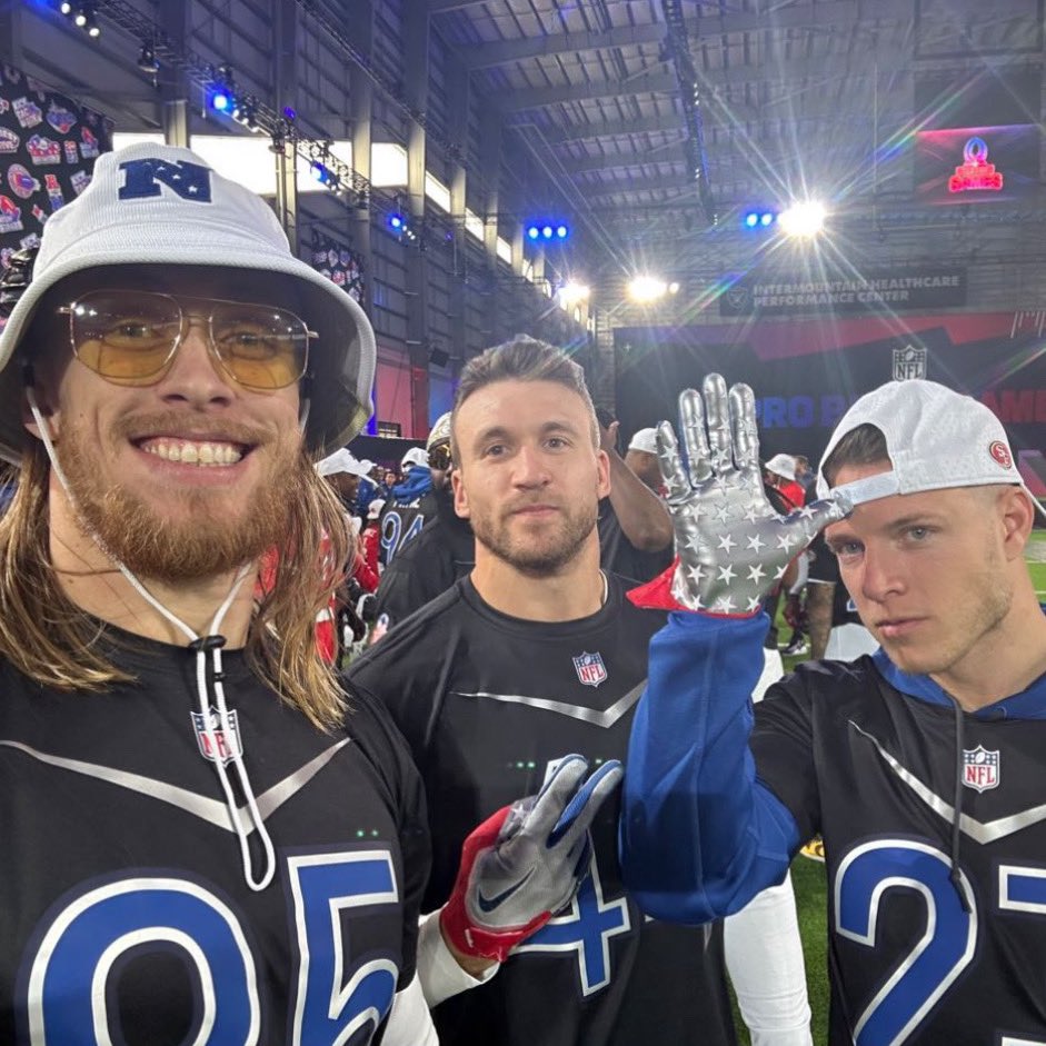 OurSf49ers's tweet photo. #49ers George Kittle, Kyle Juszczyk, 
and Christian McCaffrey checking in from the Pro Bowl 🫡

📷: @gkittle46 https://t.co/SW8FeFbgl3