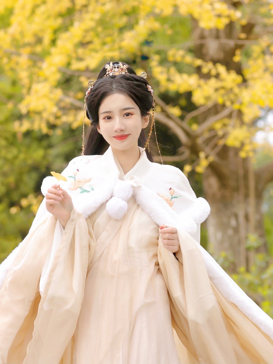 zhubuchen01's tweet photo. 毛茸茸的汉服小公主 https://t.co/dlH70jzIfz