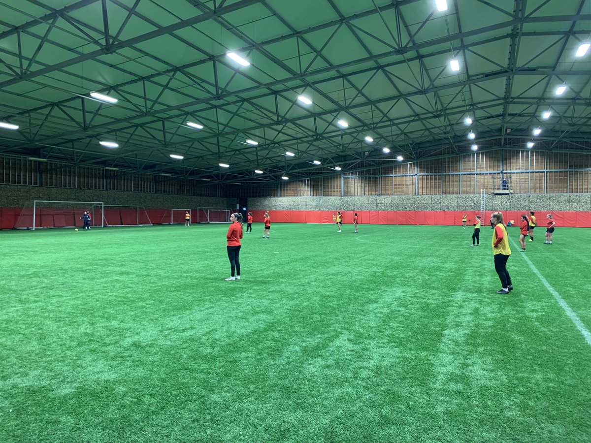 Tonight our <a href="/DurhamFA/">𝗗𝘂𝗿𝗵𝗮𝗺 𝗖𝗼𝘂𝗻𝘁𝘆 𝗙𝗔 ⚽️</a> Female Only Coach Development Group have been to <a href="/SAFCWomen/">Sunderland AFC Women</a> for an observation &amp; insight evening.

Huge thanks to Alex, Mel, Steph &amp; the coaching staff for their efforts. A great opportunity for all those in attendance. 

Hope everyone enjoyed the evening 👍
