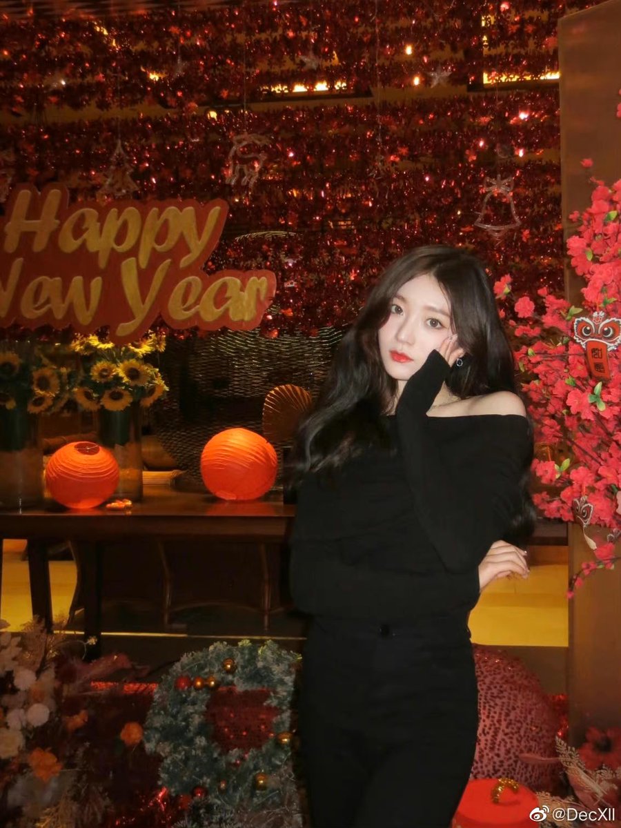 xllarchive's tweet photo. 230122 🌸 Weibo Update 

“🐰🐰” 

#GNZ48 #xieleilei #谢蕾蕾 https://t.co/KRyr8iJR8E