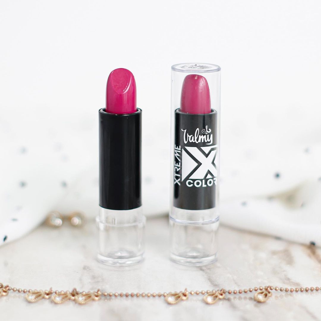 CosmeticosValmy's tweet photo. ¡Labial #XtremeColor para nuestras #ValmyLovers!
¿Dónde están todas las que aman el rosado? Comenten manito arriba 🙋♀️
Tono #05FUCSIA
#Labios #Labial #CosméticosValmy #ChicaValmy https://t.co/GExgQVFZcB