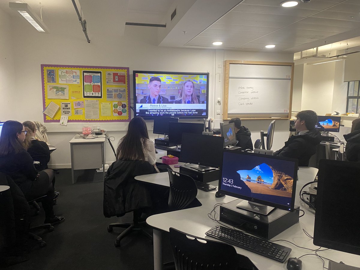 MarrCollegeSCQF's tweet photo. We have our SCQF Ambassadors 👏🏼👏🏼 watch this space as we #goforbronze 🥉 and promote the equality of levels! What a fantastic group of young people and a great first meeting 😃 @MarrColOfficial @SCQFPartnership https://t.co/tKWaPTCYrH