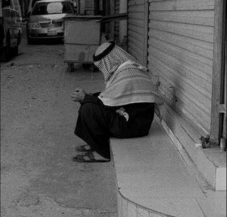 perde_siz's tweet photo. Kalpten dünya sevgisi çıkarsa, Allah sevgisi dolar.|Perdesiz https://t.co/Thayy7GJ3S