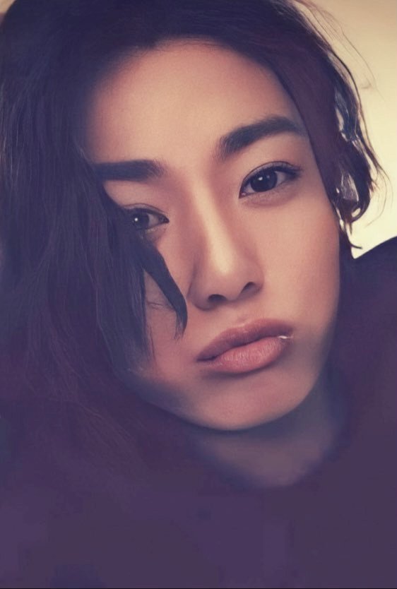 🍫 600 REPLIES
🍫 700 RETWEETS

I vote #LeftandRight for #BestMusicVideo at the #iHeartAwards