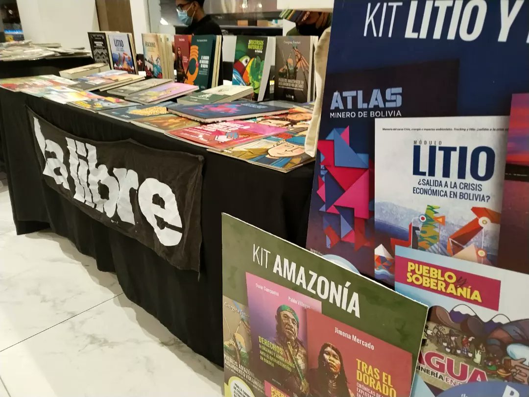 laLibre_ria's tweet photo. 📚📣¡No se olviden visitarnos en nuestro stand!
Nos quedamos en la #Expolit hasta el 5 de febrero.
📍Av. América esq Pantaleón Dalence. Piso 3, Paseo Aranjuez. #Cochabamba https://t.co/cFu7fhoW21