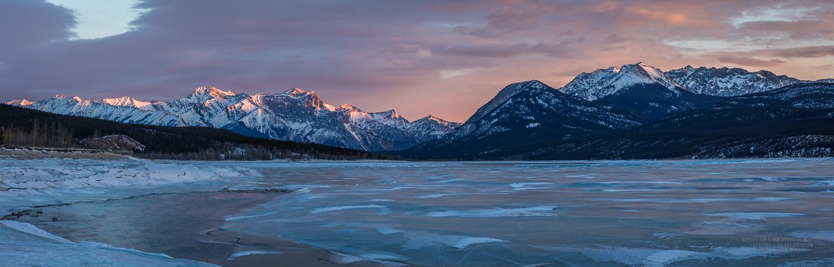 Sunrise views in the mountains!! Abraham Lake, AB. #yeg #clearwatercounty #abrahamlake #canon #photography #mountains #explore #panoramic #WinterWonderland