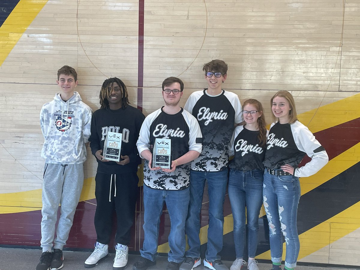 STEMHSRobotics's tweet image. Nice showing for 60883 at the @cavs regional qualifier today. Team S lost in the round of 16, F and X lost in quarterfinals and W went on to win tournament champions paired with 11124R T. rex push-ups