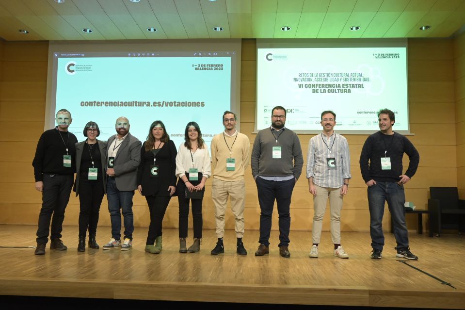 FEAGC (@feagc) on Twitter photo Contarte Proyectos, de Alejandro Aparicio, ha resultado ganador del III Premio FEAGC de buenas prácticas, entregado esta noche en el transcurso de la VI Conferencia Estatal de la Cultura. <a href="/Alejandro_ApaJ/">Alejandro Aparicio</a> Contarte Proyectos, de Alejandro Aparicio, ha resultado ganador del III Premio FEAGC de buenas prácticas, entregado esta noche en el transcurso de la VI Conferencia Estatal de la Cultura. <a href="/Alejandro_ApaJ/">Alejandro Aparicio</a>