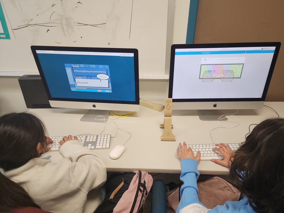 MrMaxwell1999's tweet photo. P1 #HISD #HISD_DigLitStrong #HOUSTON #Texas #HXtX #digitalliteracy #MMAFA #catamounts @HISD_Inst_tech @learningdotcom #Ergonomicawareness https://t.co/vZBOal26g6