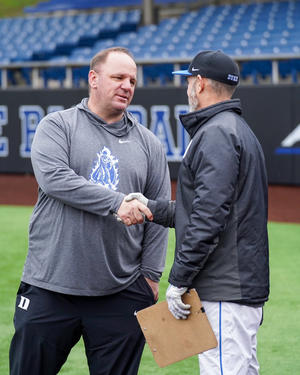 DukeBASE's tweet image. Always a good day when the ACC Coach of the Year stops by practice. 

Thank you and you're always welcome at the ballpark, @CoachMikeElko!