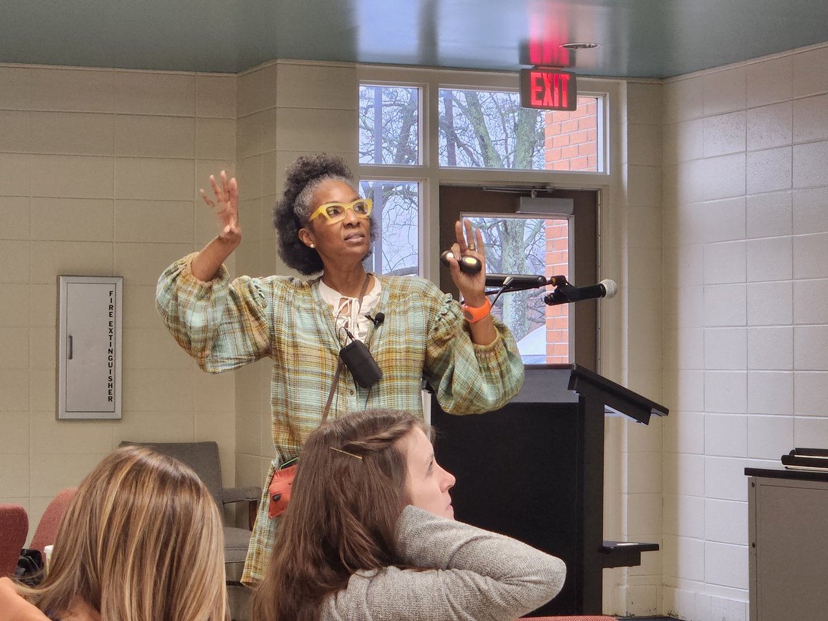 Jewels from <a href="/AliceFayeDunca1/">Alice Faye Duncan--Will U Pre-Order...THIS TRAIN?</a> today!! "Every generation has a liberation to fight." "Travel places a path to the promised land." #ALLibraries #ASLA23 <a href="/north_alabama/">University of North Alabama</a> <a href="/UNAinservice/">UNA Inservice Center</a>