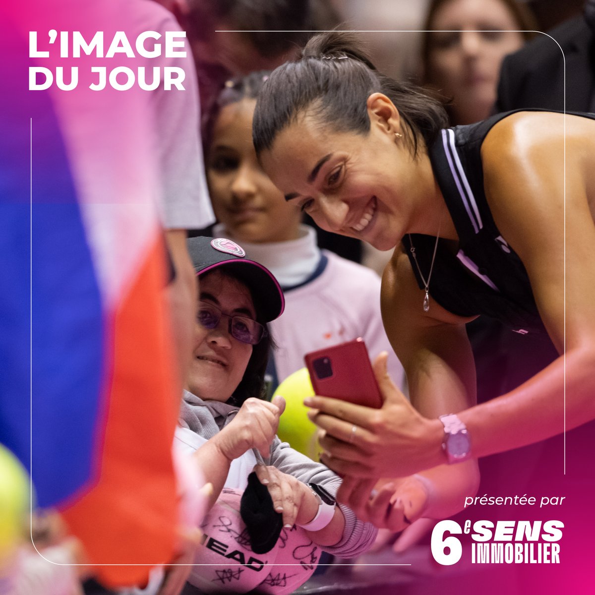 📷 L’image du jour vous est présentée par notre partenaire 6e Sens Immobilier

😃 Séance photos et dédicaces pour Caroline Garcia !

#tennis #wta #wta250