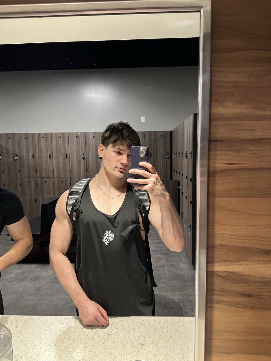 Hi