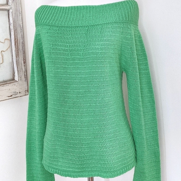 So good I had to share! Check out all the items I'm loving on <a href="/Poshmarkapp/">Poshmark</a> from @Amber73539619 #poshmark #fashion #style #shopmycloset #flyingtomato #freepeople #unitedcolorsofbenetton: posh.mk/Zmop8VVh6wb