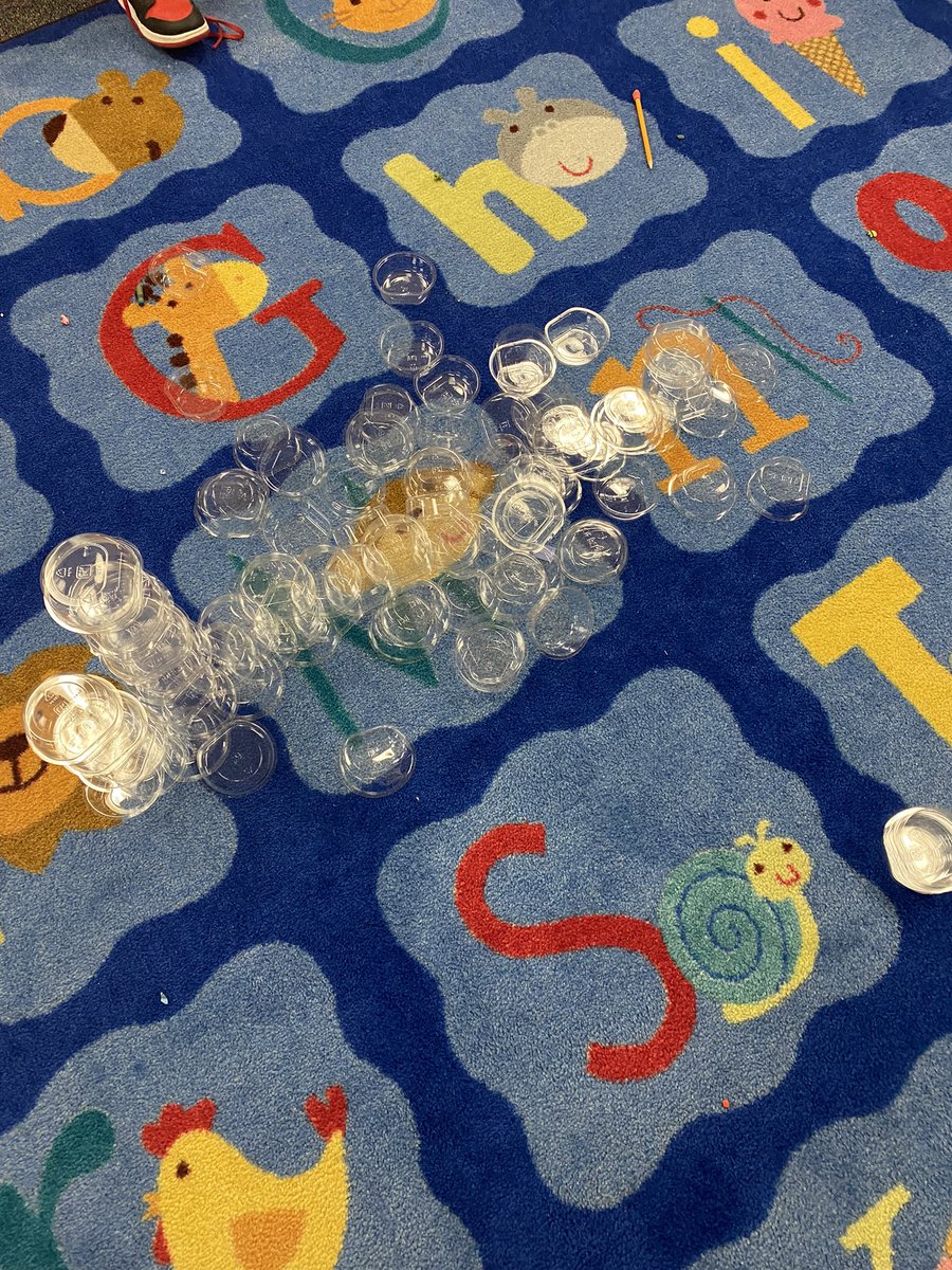 MrsLSmith_CCSD's tweet photo. Roll and Build to 100 #cupstacking #STEMeducation https://t.co/ehFD2XCnOX