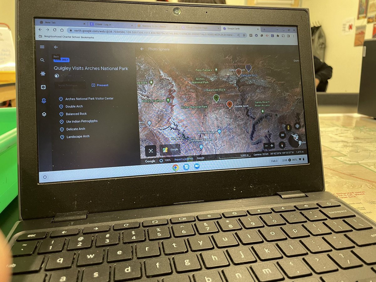 HudsonRTrader's tweet photo. Nothing says studying the National Parks like using physical maps and Google Earth to locate and view specific areas in Arches National Park. #STEM #NPS #Arches @ArchesNPS https://t.co/oNxwgRdDRb