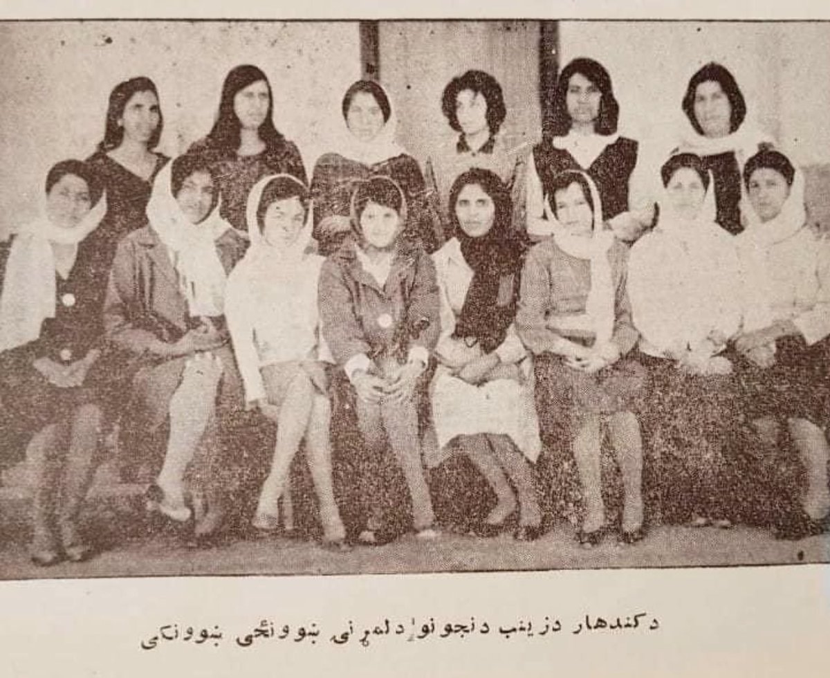 FForotan's tweet photo. "Pashtun women at a school in Kandahar before Pakistan created proxies, Mujahideen and the Taliban, torching schools and preventing girls from studying in Afghanistan." #SanctionPakistan
@HabibKhanT https://t.co/TOtbum82Bz