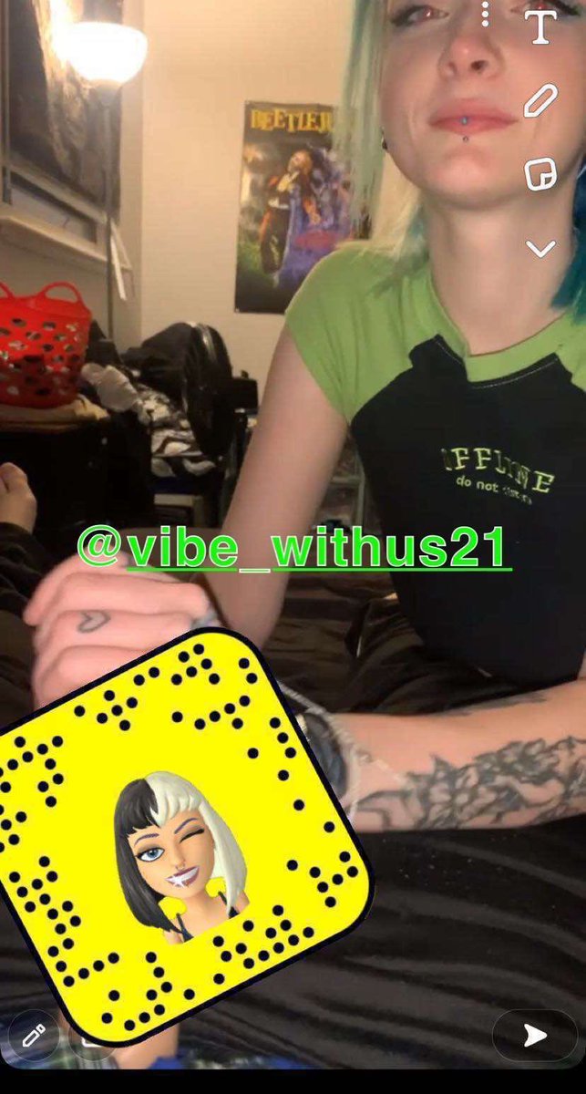 VibeWithUs69's tweet photo. Custom content, pussy licking, spanking, lesbian and shower content. 
Add my snap 
👻 Vibe_withus21 
✨ Buyers only
#snapchatdown #snapchat #snapchatme #snapchat18plususers #Schoolgirls #snapchatslut #onlyfans #buyingcontent #sellingcontent https://t.co/cExI0rOY7e