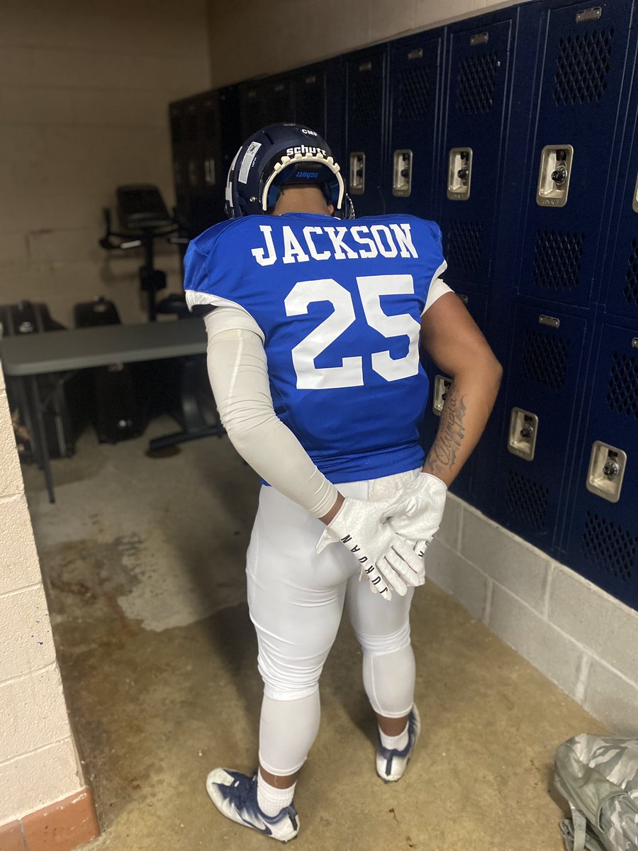 JoejoeTnb's tweet photo. Just want these On my page 💧🐐@coach_spike @RLukes11 https://t.co/0sQhLfFDkM