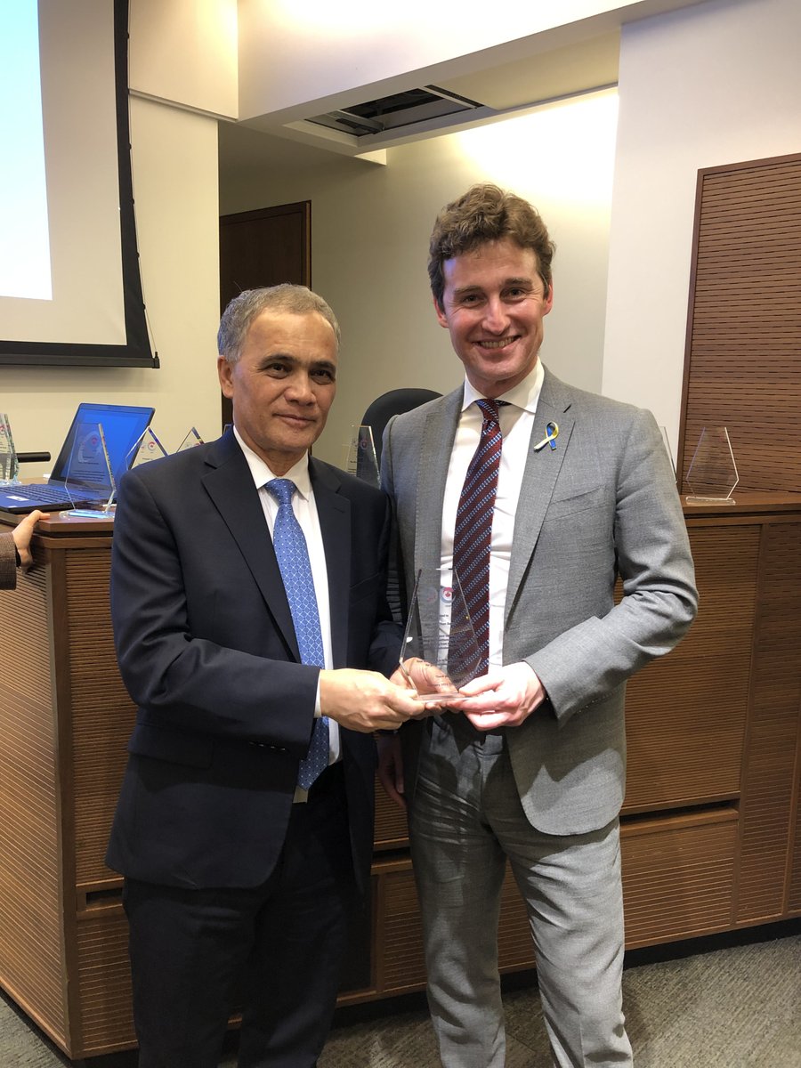Yvan_Baker's tweet photo. Proud to vote in favour of MP @SameerZuberi's motion in support of recognizing the genocide being carried out by China against Uyghurs &amp; other Turkic Muslims. After the debate I joined MPs from all parties to show our support for the Uyghur &amp; Turkic Muslim communities. https://t.co/0RCzkZOqnJ