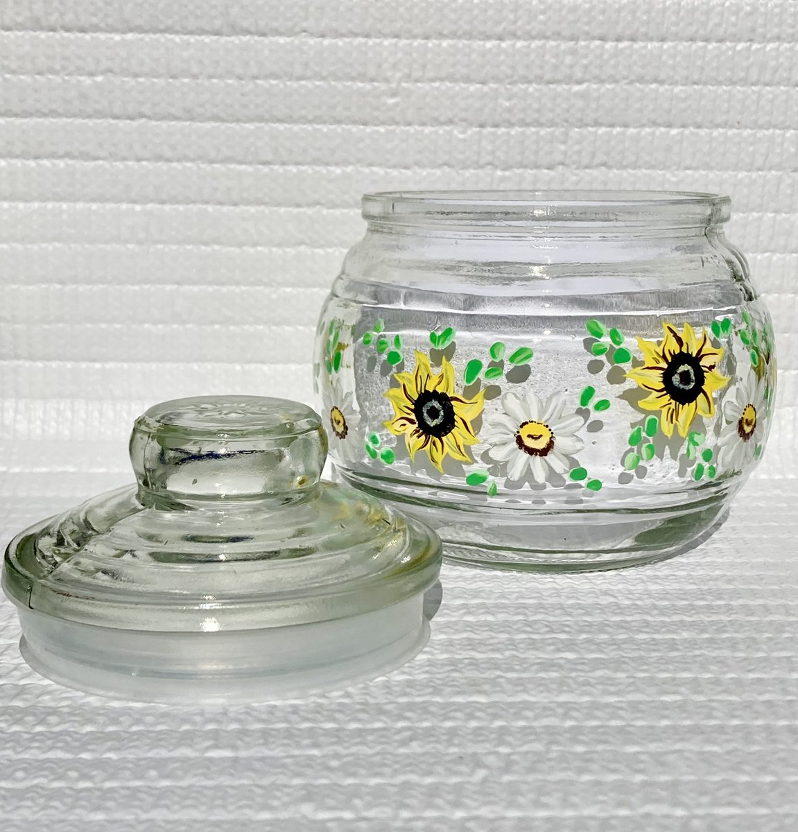 etsy.com/listing/139079… #sugarbowl #yellowflowers #whiteflowers #SMILEtt23 #TMTinsta #homedecor #kitchendecor #valentinesdaygift #giftsforher