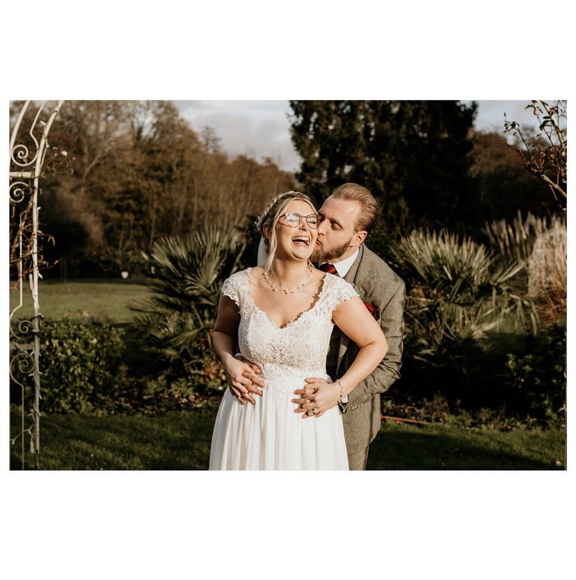 Jess & Chris 💍❤️

For your beautiful wedding, choose Southdowns Manor.

☎️ 01730 763800
📧 enquiries@southdownsmanor.co.uk
💌buff.ly/3uRbcnX 

#weddingvenue #ukwedding