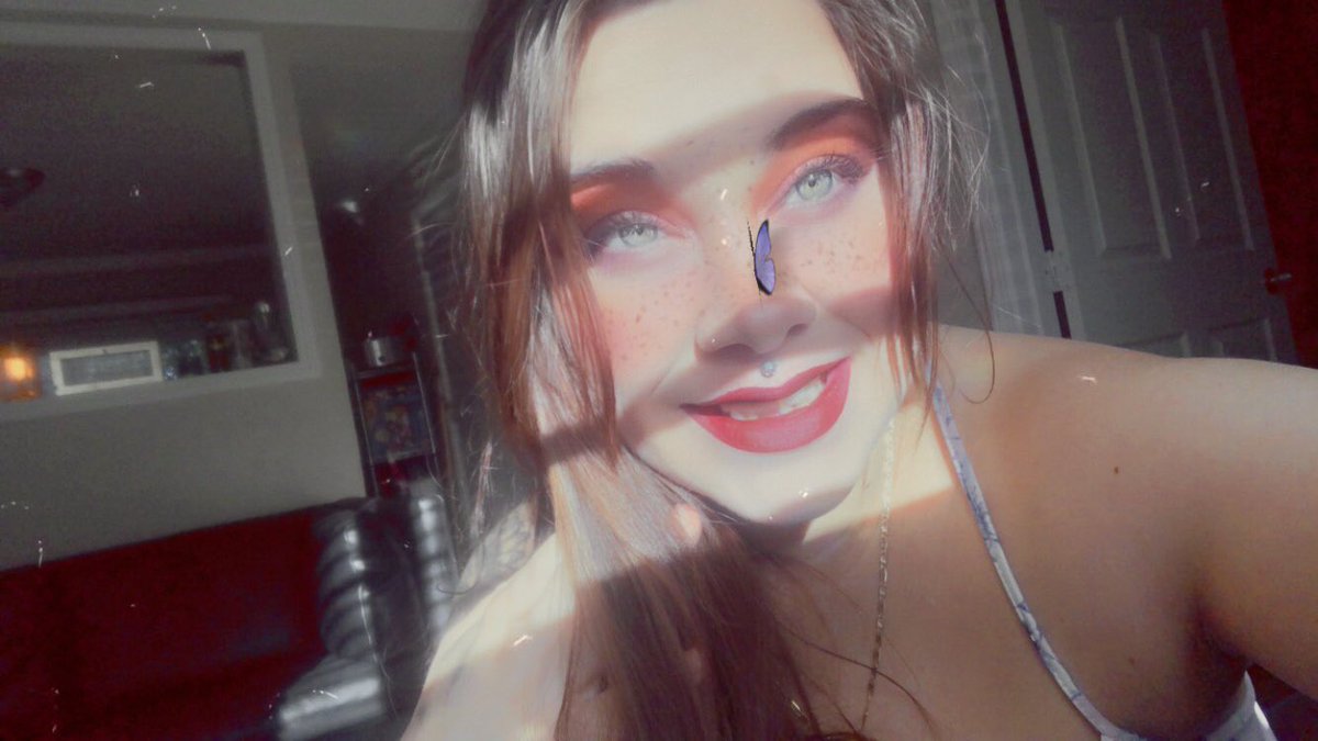 rollinbleezy's tweet photo. Send me a screenshot of you sending $$ to my cashapp $rollinbleezy and you’ll get a special surprise in your dm. Chose between me playing with myself or a home video 🙈🔥 https://t.co/JtpSH9h70N