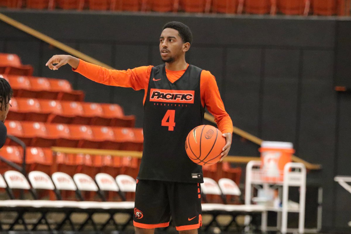 PacificMensBB's tweet photo. One last walk through before the show https://t.co/wjmQV5UTxC