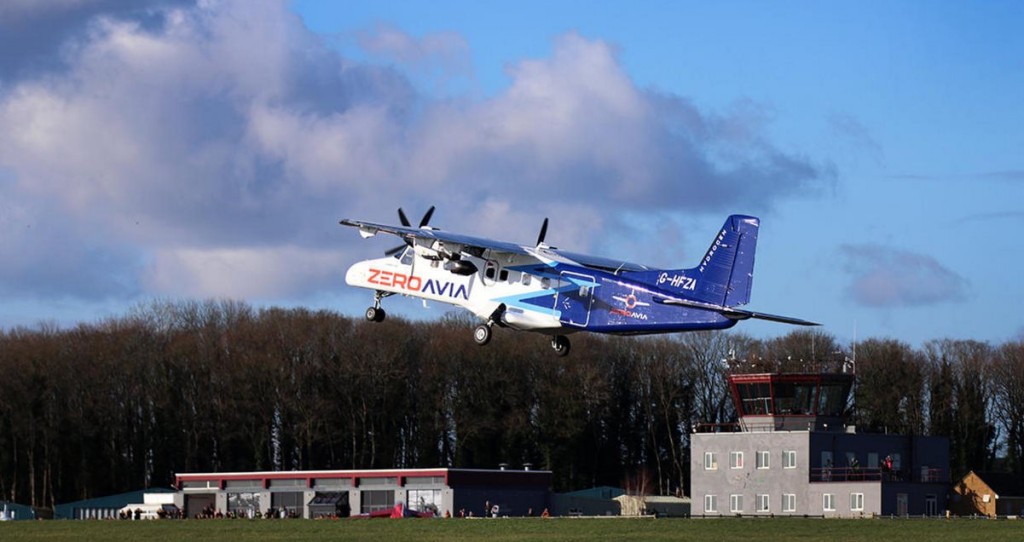 indrevfund's tweet photo. An aviation start-up just set a new world-first for the largest hydrogen-powered aircraft flight in history—a 19-seat aircraft called the Dornier 228.

https://t.co/hKdFs1Uv53

#innovation #sustainable #sustainableinnovation #investment #environment #sustainability https://t.co/mIghd8PIFV