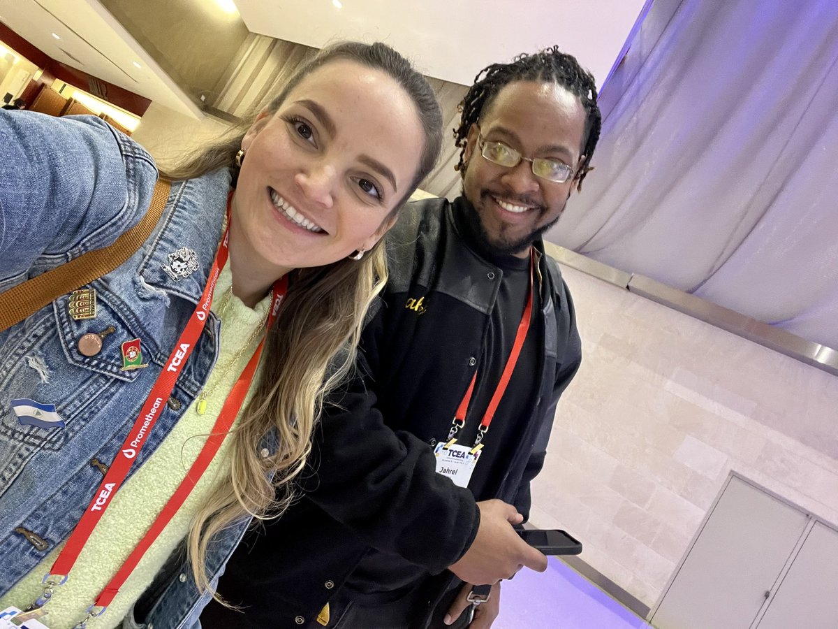 💙💻 Day 3 at <a href="/TCEA/">TCEA</a> was full of laughter with @MrDtimes3 and <a href="/JTASparky/">Jahrel T-A Sparks</a> #TCEA23 #TCEA2023