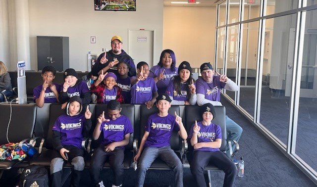 SaintPaulParks's tweet photo. 🏈🏆 Congratulations to our Dayton's Bluff Recreation Center 12U coed flag football team who are headed off to Las Vegas for the @NFL Youth Flag Football Championship Tournament! Thank you to the Minnesota @Vikings for fully sponsoring this opportunity of a lifetime. https://t.co/ZkwwjROsqd