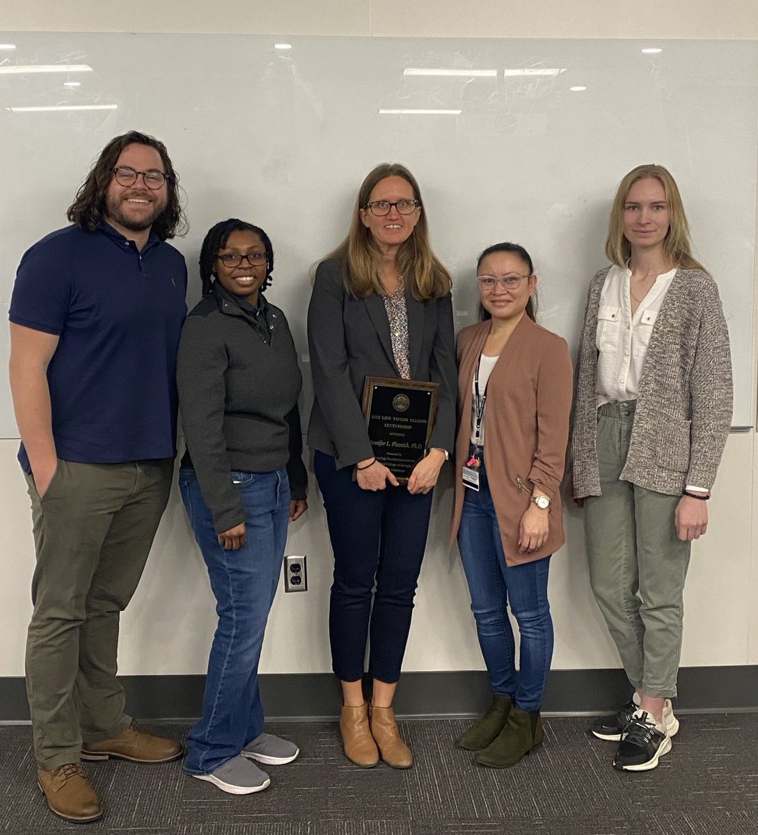 Thank you @jenpluznick for being the 2023 Ellison Lecturer! We all enjoyed your science and really enjoyed your visit to <a href="/MCG_AUG/">MCG</a>! #EllisonLecture #postdocs