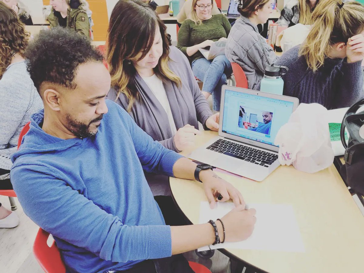 This afternoon Abingdon teachers reviewed Canvas expectations, played and collaborated in the app, and celebrated staff already utilizing this instructional tool! #canvas @aps_edtech