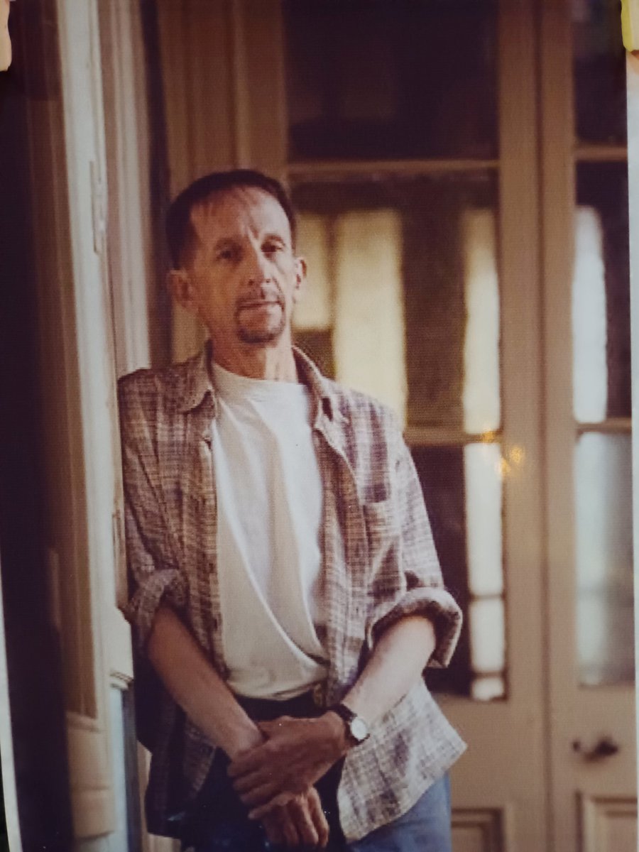 Despedimos con mucha tristeza a un gran artista y actor, Luis Eugenio "Coné" Morales Álvarez, quien partió hoy y nos dejó un invaluable legado en el teatro y cine chileno. Gracias y buen viaje 🌹🙌🏽 
Su cuerpo está siendo velado en el <a href="/TeatroSidarte/">Teatro Sidarte</a> más info en <a href="/sidarte_chile/">Sidarte</a>.