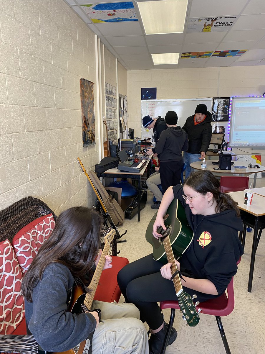 The first @rpmchallenge session was a success! We talked instruments, apps, and process. I encouraged them to try all kinds of techniques, to make notes, and to stay open to it all. I’m so excited hear what students at @XavierJH come up with this month. #MakeMusicHappen