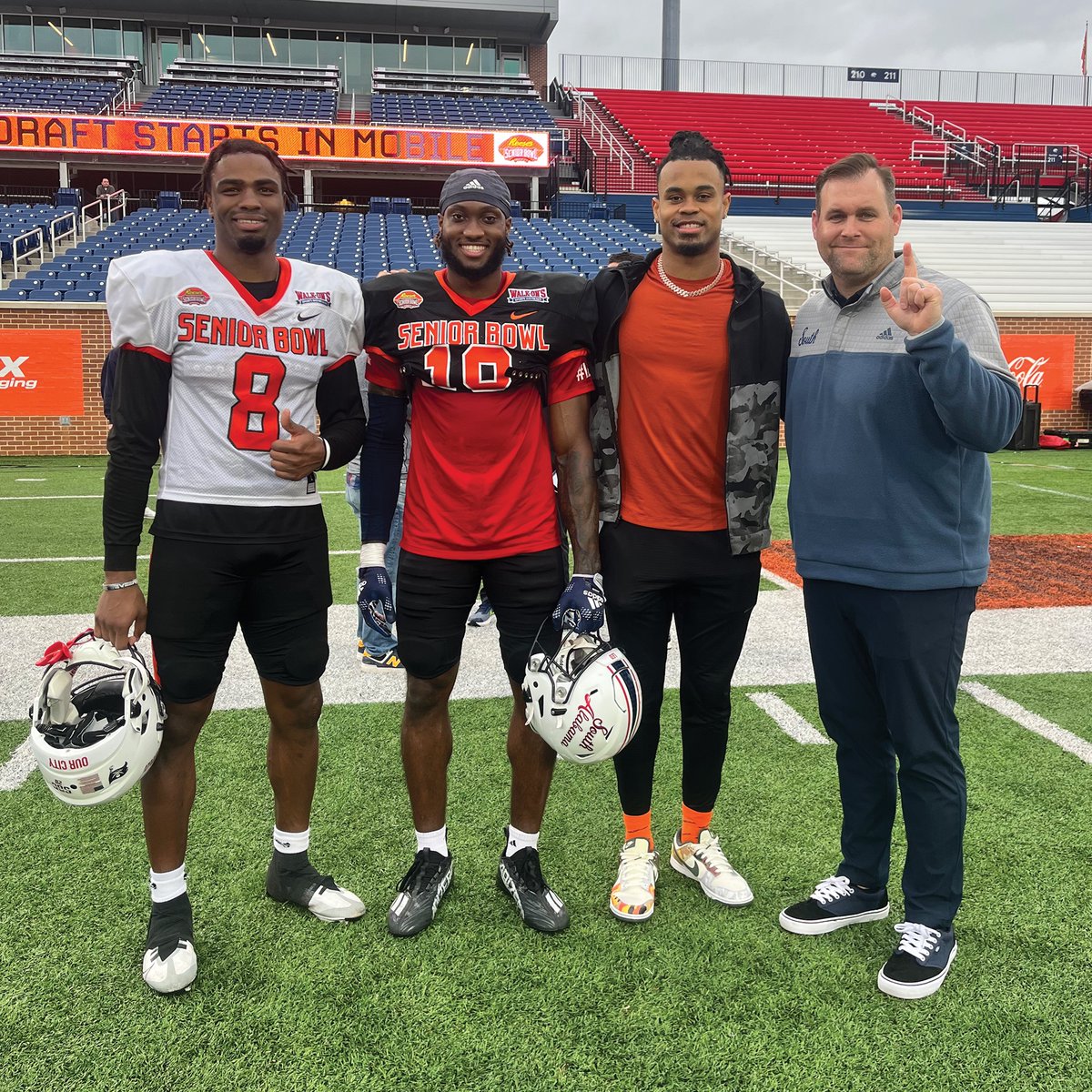 Sun Belt (@sunbelt) on Twitter photo π¦ππ‘ππ’π₯ ππ’πͺπ.
Another day, another group of <a href="/SunBeltFB/">Sun Belt Football</a> standouts who will be competing in Saturday's <a href="/seniorbowl/">Panini Senior Bowl</a>βwith a guest appearance from 2022 Senior Bowl participant <a href="/Jalen8Tolbert/">Jalen Tolbert</a> of the <a href="/dallascowboys/">Dallas Cowboys</a>. βοΈπ π¦ππ‘ππ’π₯ ππ’πͺπ.
Another day, another group of <a href="/SunBeltFB/">Sun Belt Football</a> standouts who will be competing in Saturday's <a href="/seniorbowl/">Panini Senior Bowl</a>βwith a guest appearance from 2022 Senior Bowl participant <a href="/Jalen8Tolbert/">Jalen Tolbert</a> of the <a href="/dallascowboys/">Dallas Cowboys</a>. βοΈπ